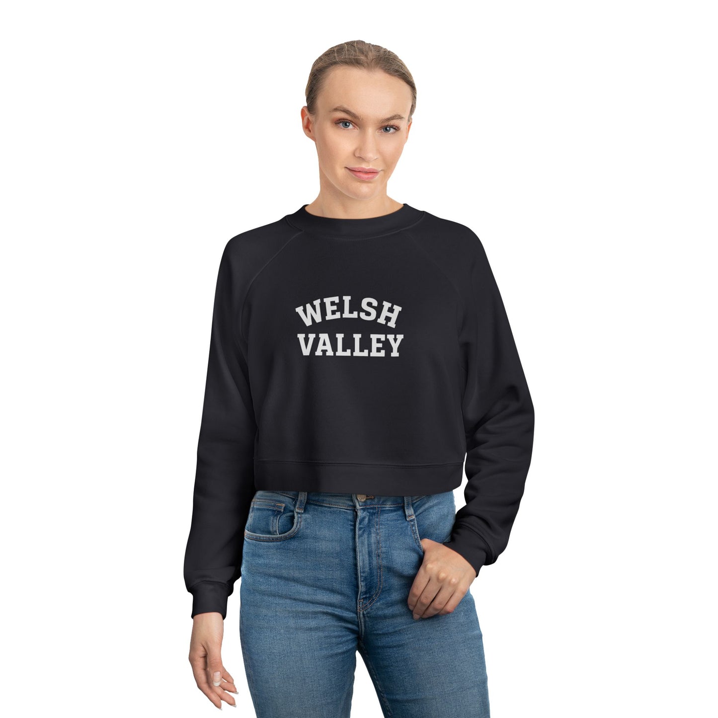 Welsh Valley Cozy Women's Cropped Fleece Pullover