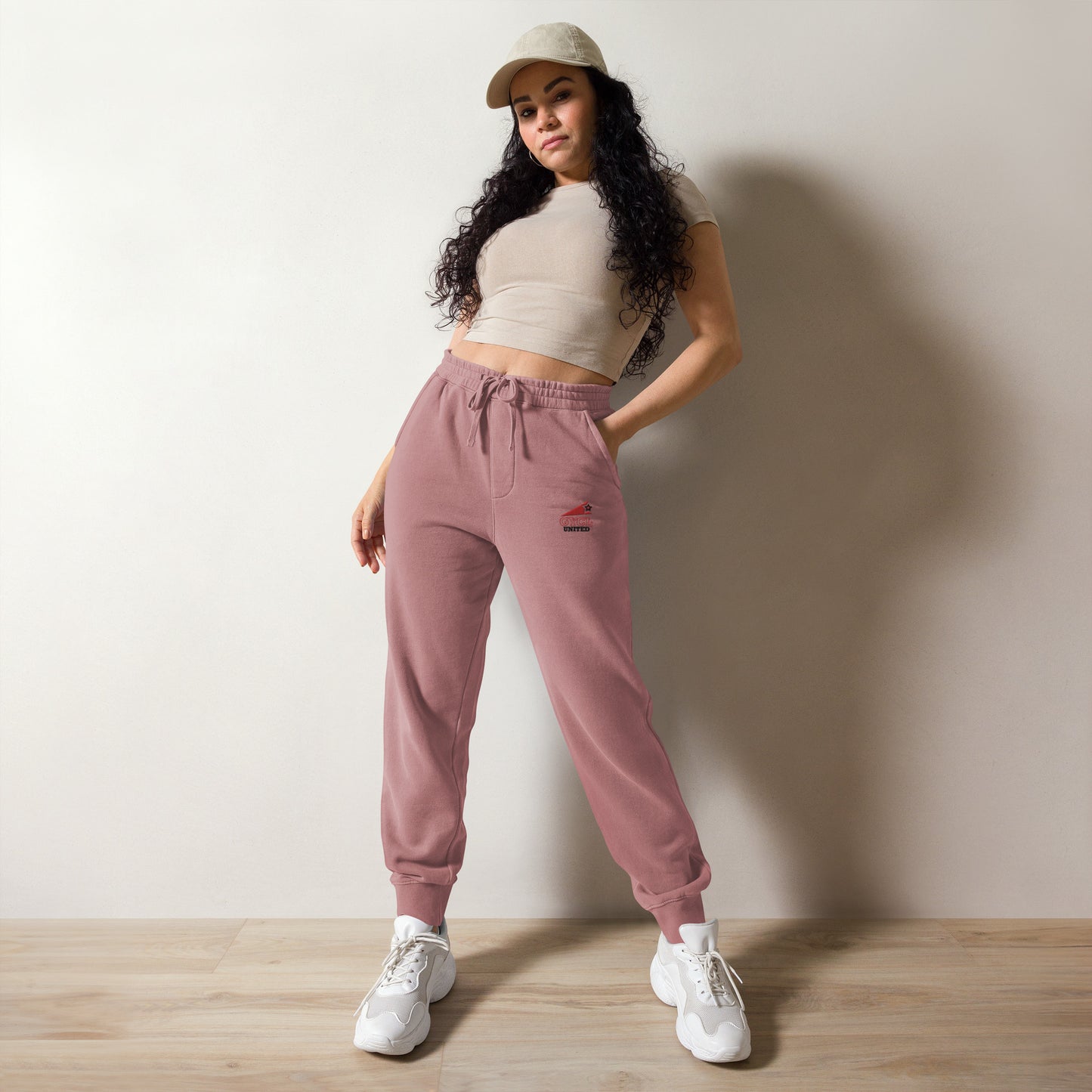 Greenwich United Unisex pigment-dyed sweatpants